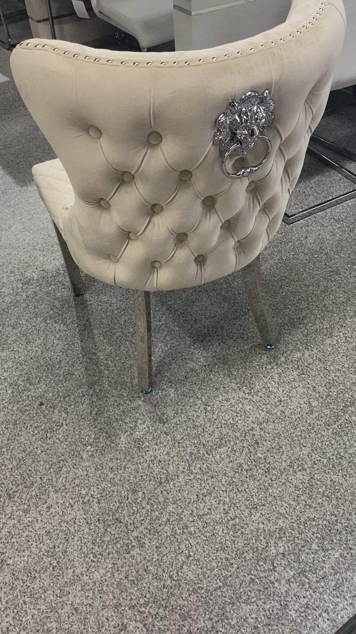 Arianna Marble Dining Table With Valentino Lion Knocker Chairs