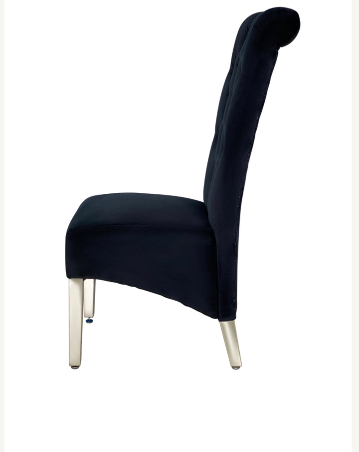 Louis 130x130cm Light Grey Table With Sofia Lion Knocker Chairs